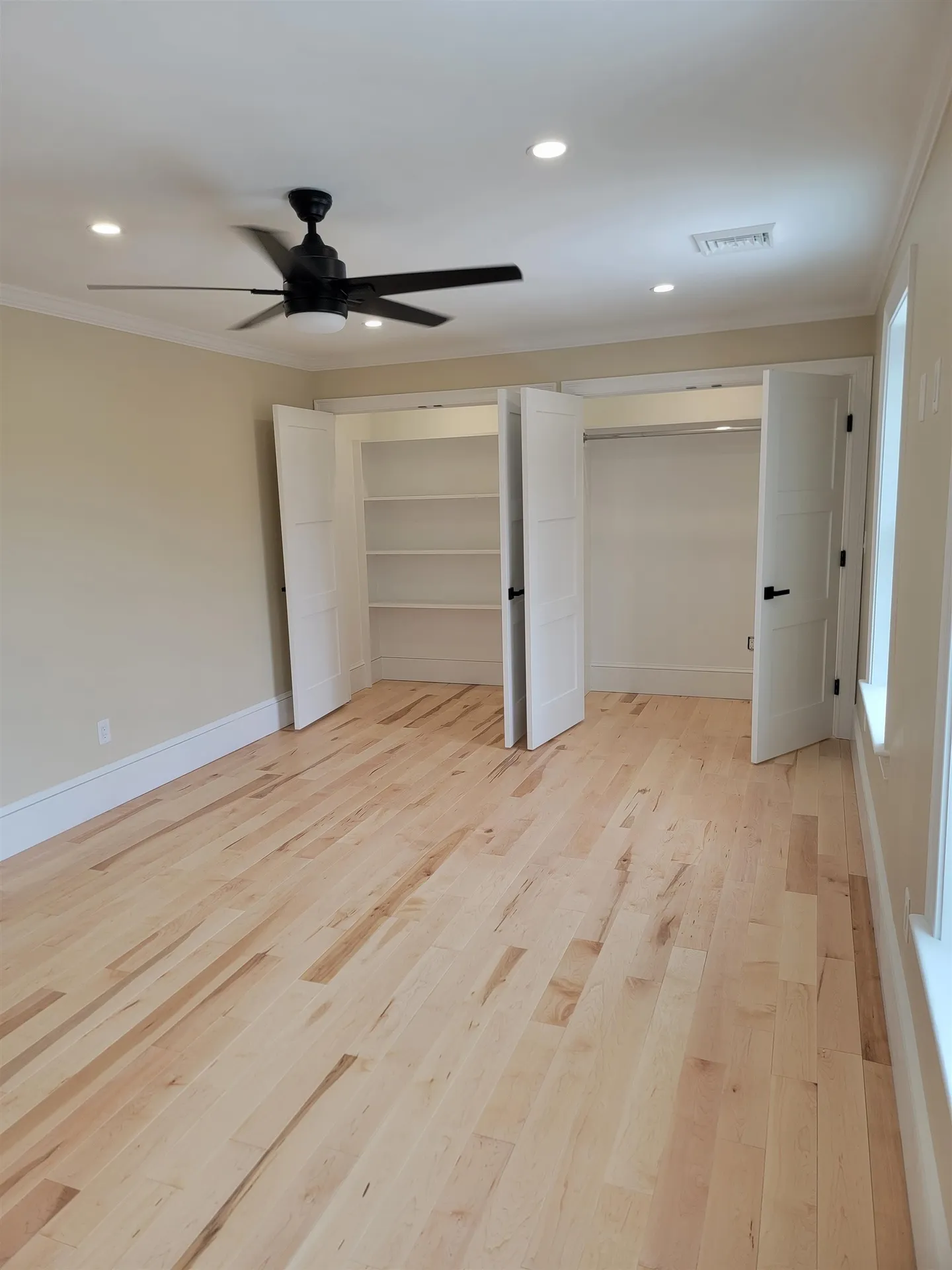 12 Zeland Drive Dover NH 03820