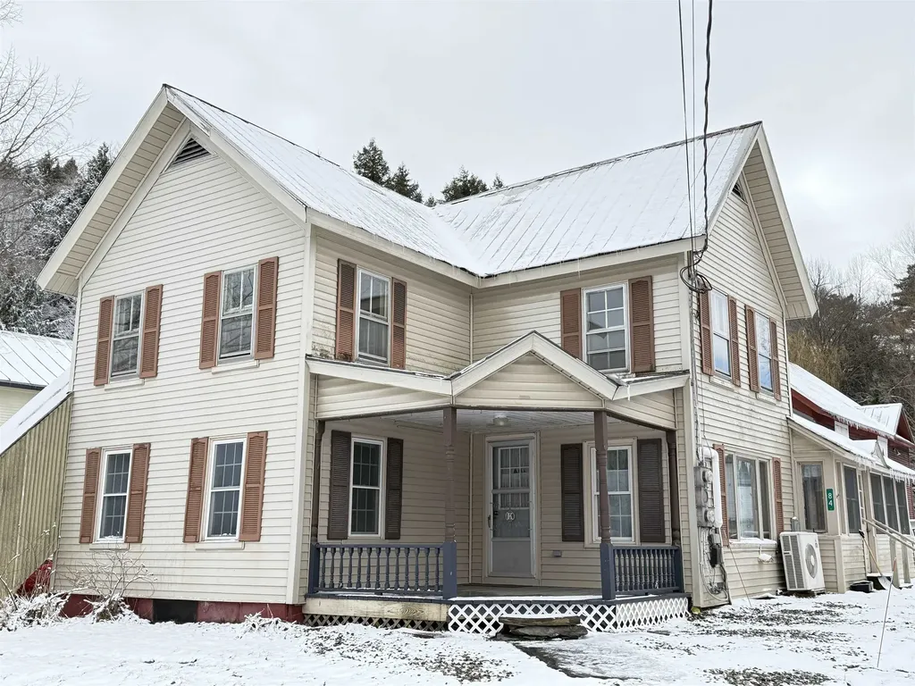 84 Mansfield Avenue Cambridge VT 05444