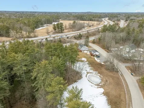 7 Redberry Road Exeter NH 03833