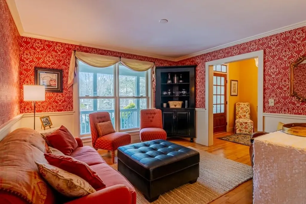 255 Mending Walls Road Manchester VT 05255