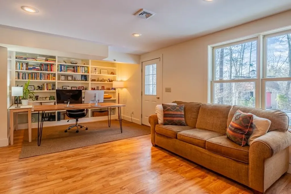 255 Mending Walls Road Manchester VT 05255