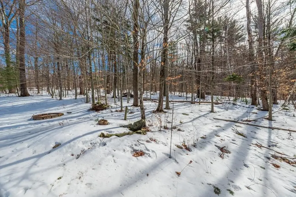 255 Mending Walls Road Manchester VT 05255