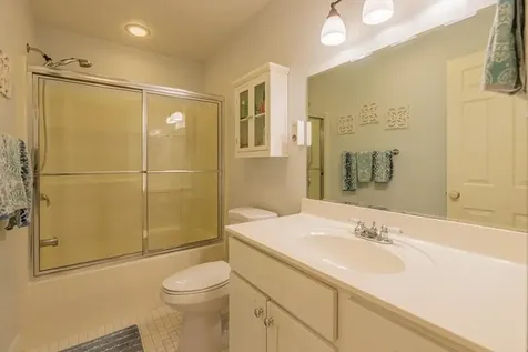 255 Mending Walls Road Manchester VT 05255