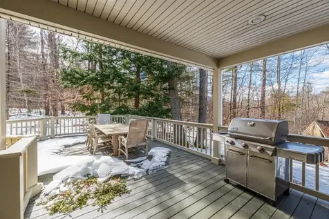 255 Mending Walls Road Manchester VT 05255