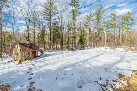 255 Mending Walls Road Manchester VT 05255