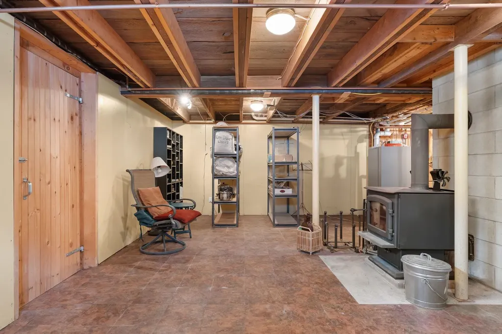 2613 Route 25a Orford NH 03777