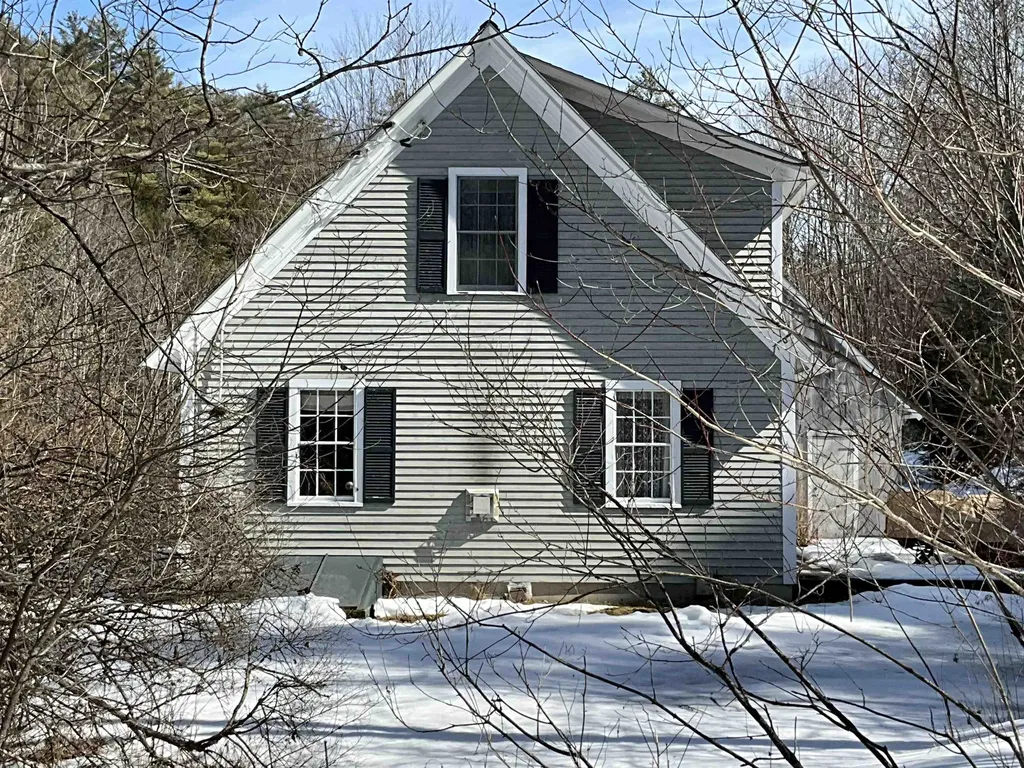 2613 Route 25a Orford NH 03777