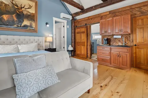 4706 Waterbury-stowe Road Waterbury VT 05671