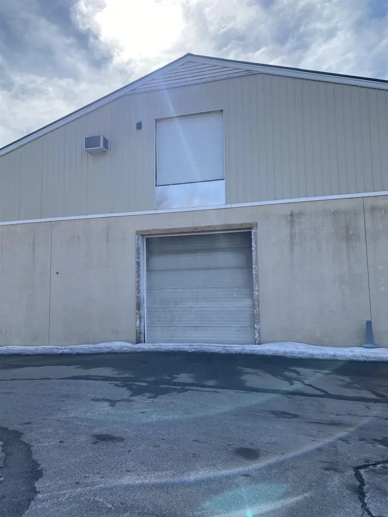 23 Foundry Avenue Meredith NH 03253