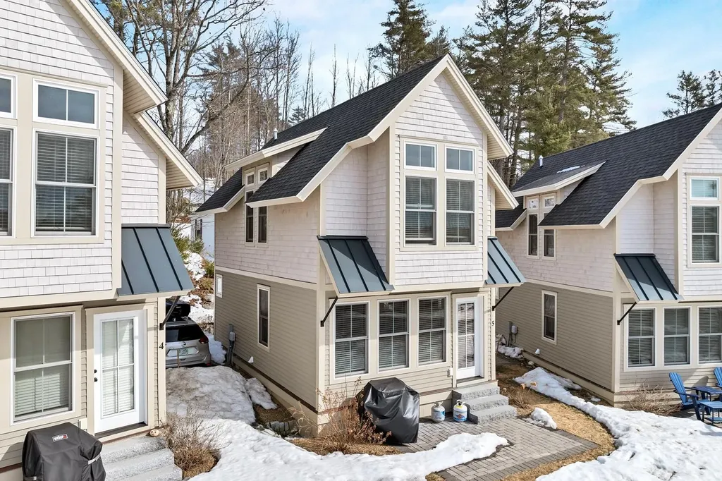 109 Weirs Boulevard Laconia NH 03246