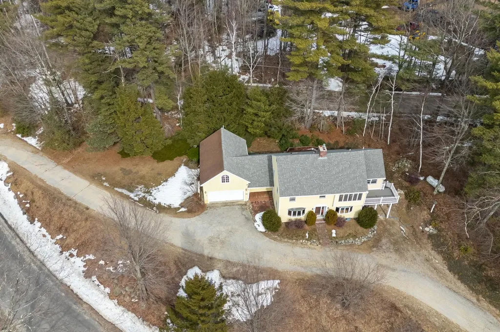 39 Birch Glen Drive Bennington NH 03442