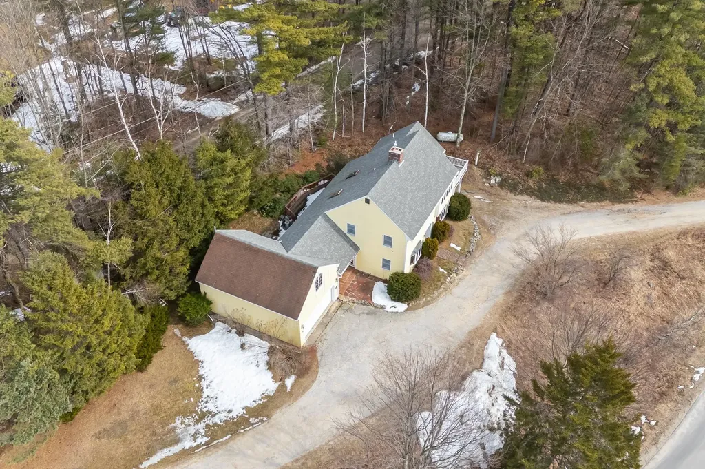 39 Birch Glen Drive Bennington NH 03442