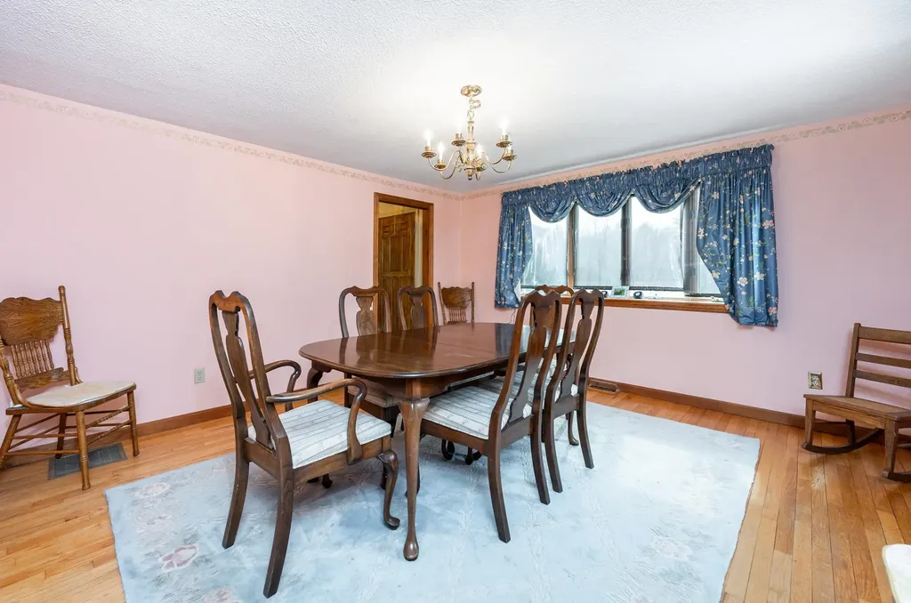 39 Birch Glen Drive Bennington NH 03442