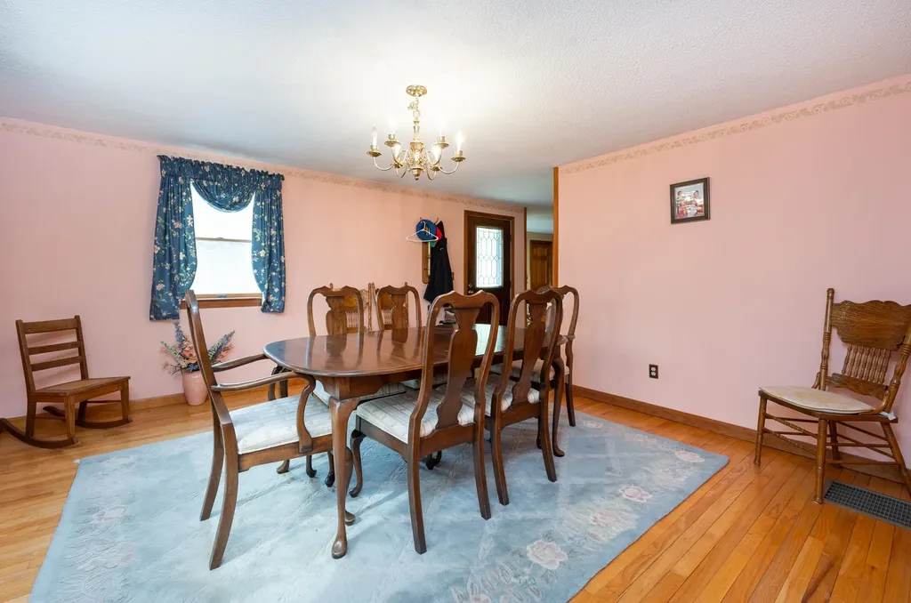 39 Birch Glen Drive Bennington NH 03442