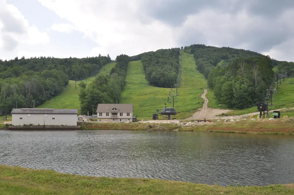 39 Birch Glen Drive Bennington NH 03442