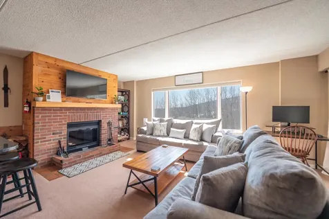 32i Snow Tree Lane Dover VT 05356