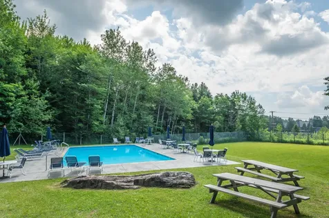 32i Snow Tree Lane Dover VT 05356