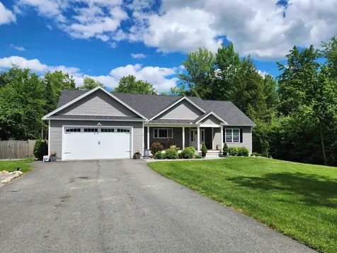 29 Moose Brook Lane Hancock NH 03449