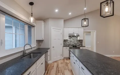 29 Moose Brook Lane Hancock NH 03449