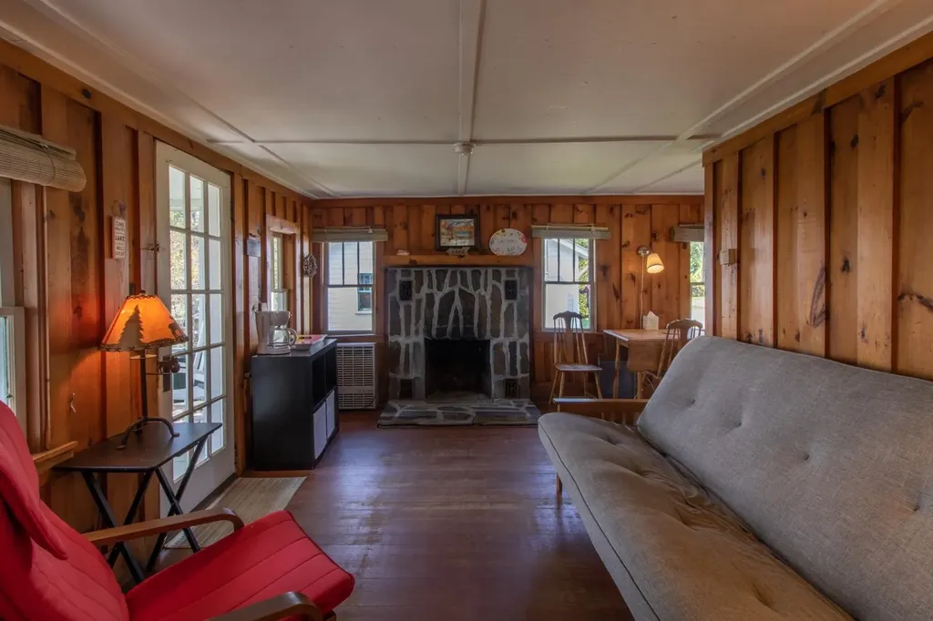 1976 Vt Route 5a Westmore VT 05860