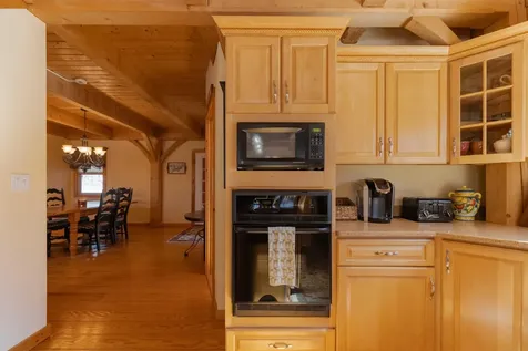 42 Airport Road Dover VT 05356