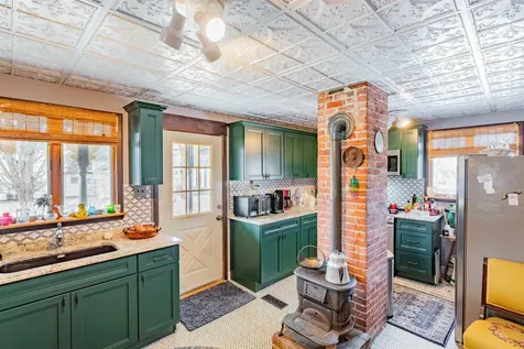 19 Pine Street Haverhill NH 03785