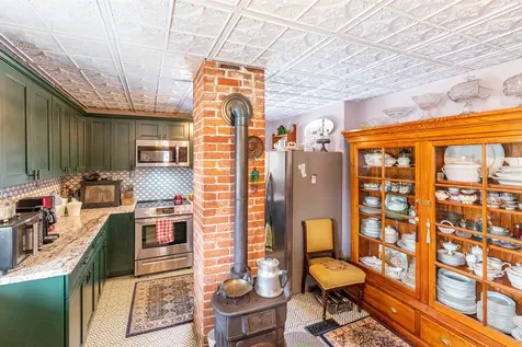 19 Pine Street Haverhill NH 03785