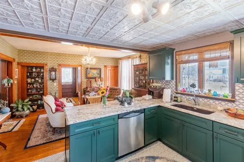 19 Pine Street Haverhill NH 03785