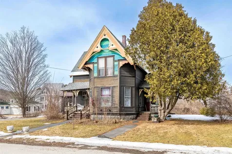 19 Pine Street Haverhill NH 03785