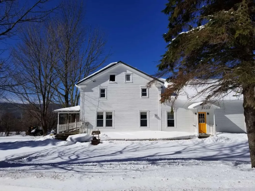 2223 Quaker Street Lincoln VT 05443