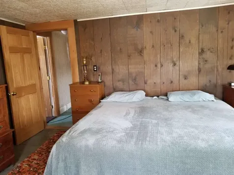 2223 Quaker Street Lincoln VT 05443