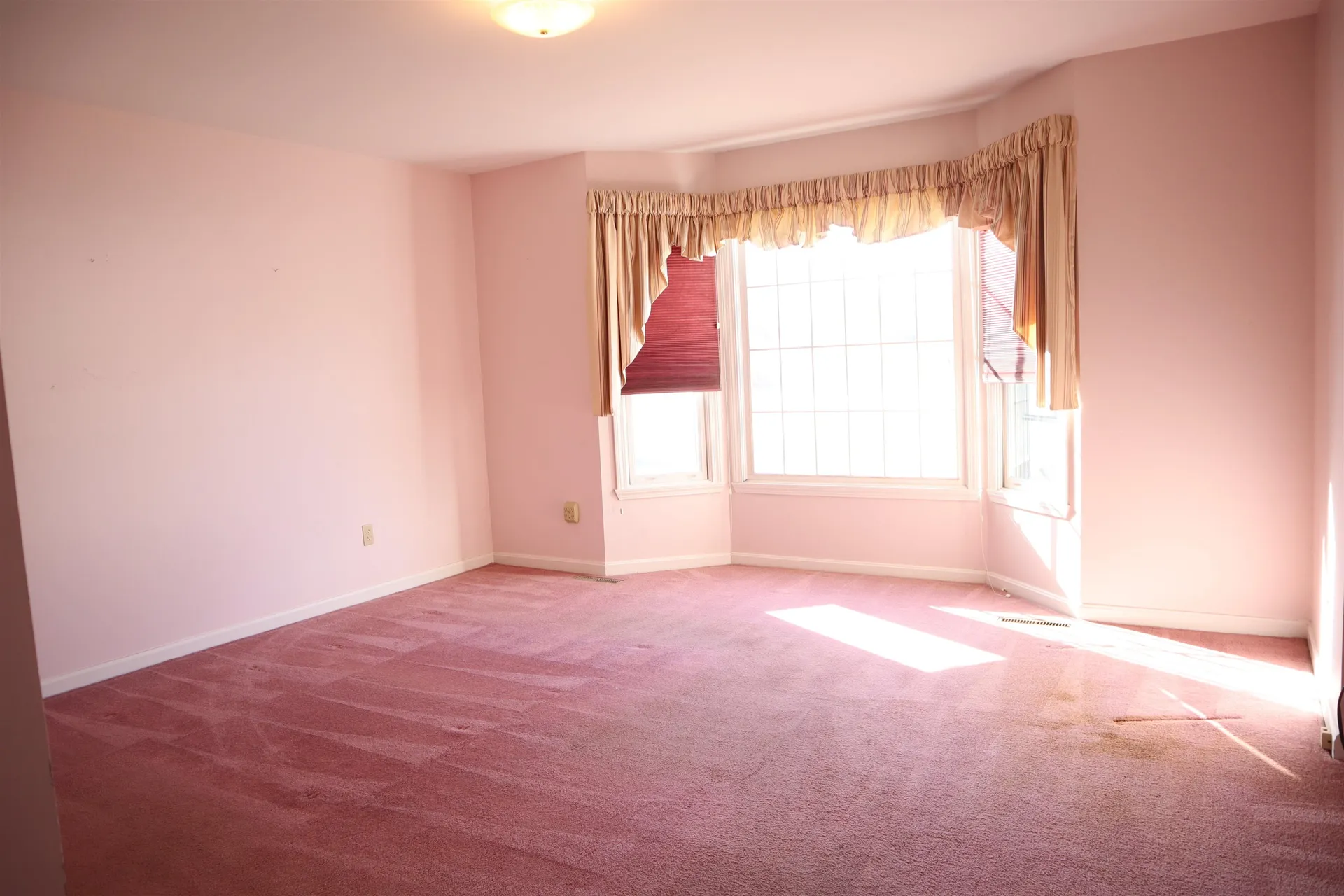 14 Locust Lane Essex Junction VT 05452