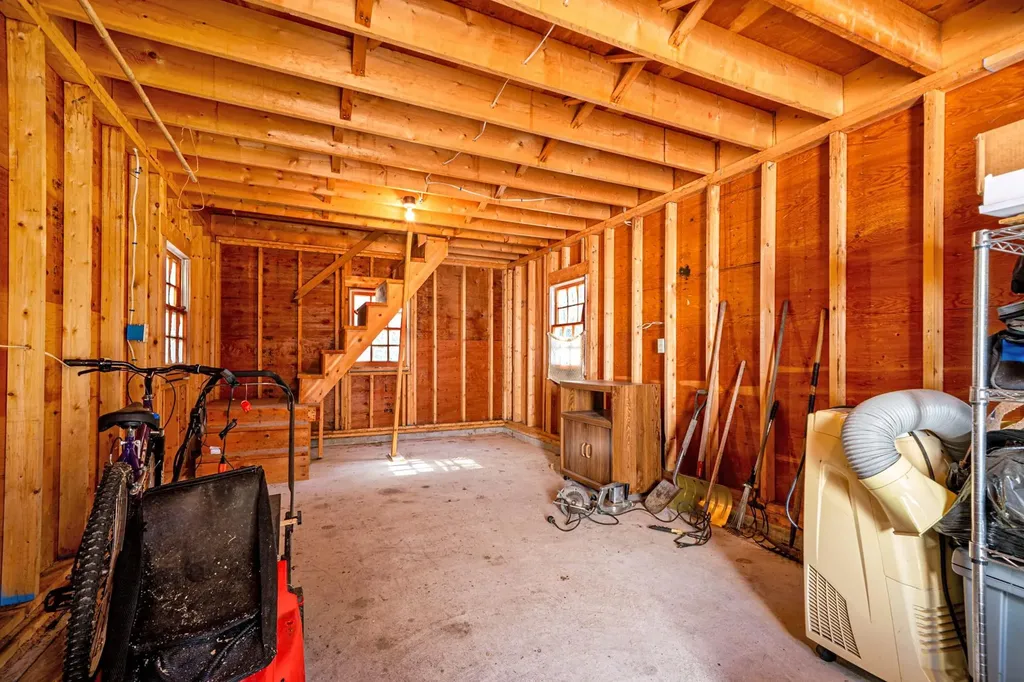 8 Pine Acres Road Amherst NH 03031