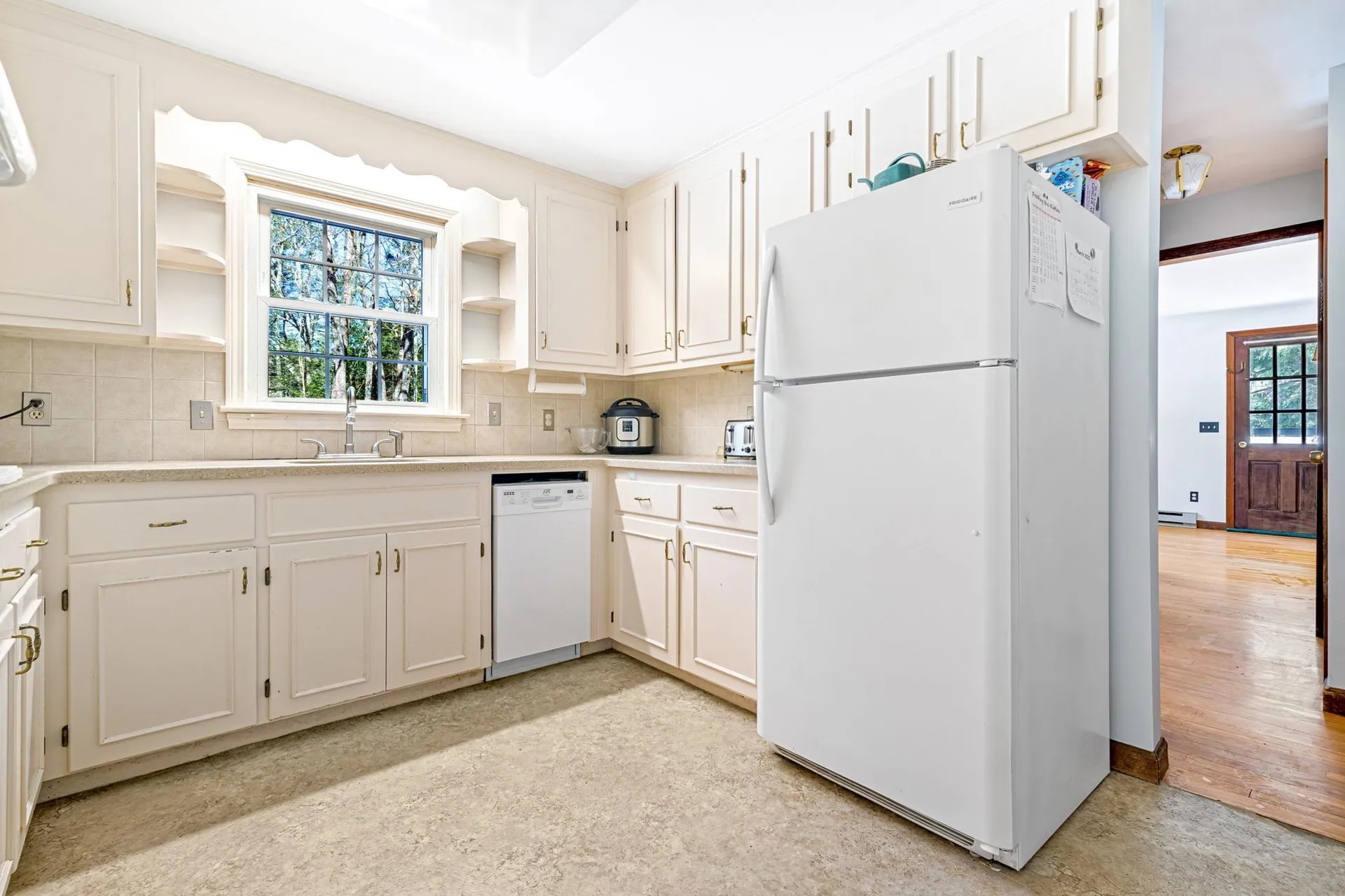 8 Pine Acres Road Amherst NH 03031