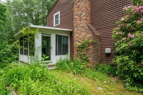 8 Pine Acres Road Amherst NH 03031