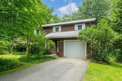 8 Pine Acres Road Amherst NH 03031