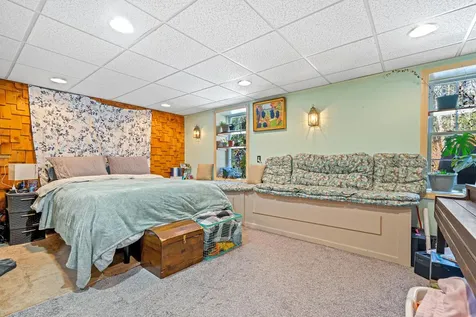 8 Pine Acres Road Amherst NH 03031