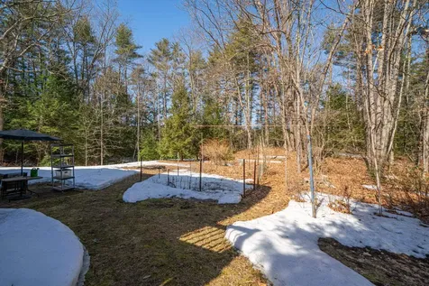 8 Pine Acres Road Amherst NH 03031