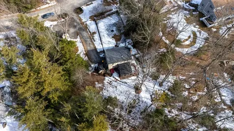 16 Lincoln Drive Raymond NH 03077