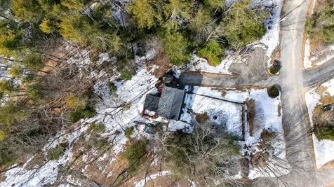 16 Lincoln Drive Raymond NH 03077