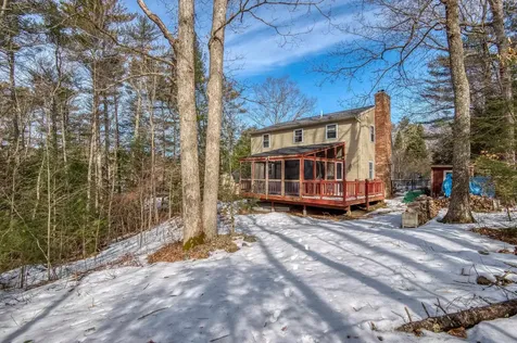 16 Lincoln Drive Raymond NH 03077