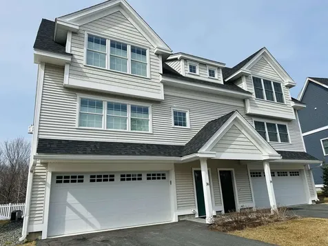 36 Green Road Newmarket NH 03857