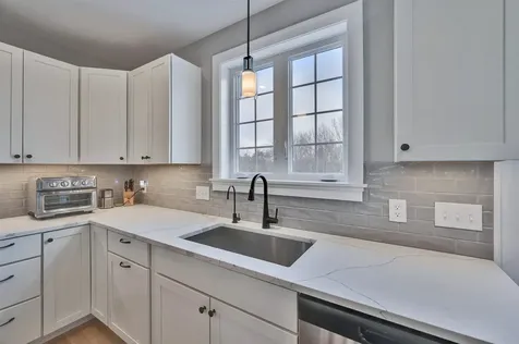 36 Green Road Newmarket NH 03857
