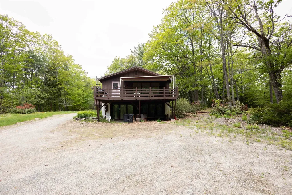 85 Old Granite Road Ossipee NH 03864