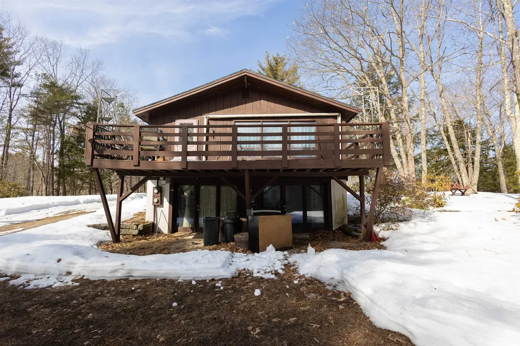 85 Old Granite Road Ossipee NH 03864