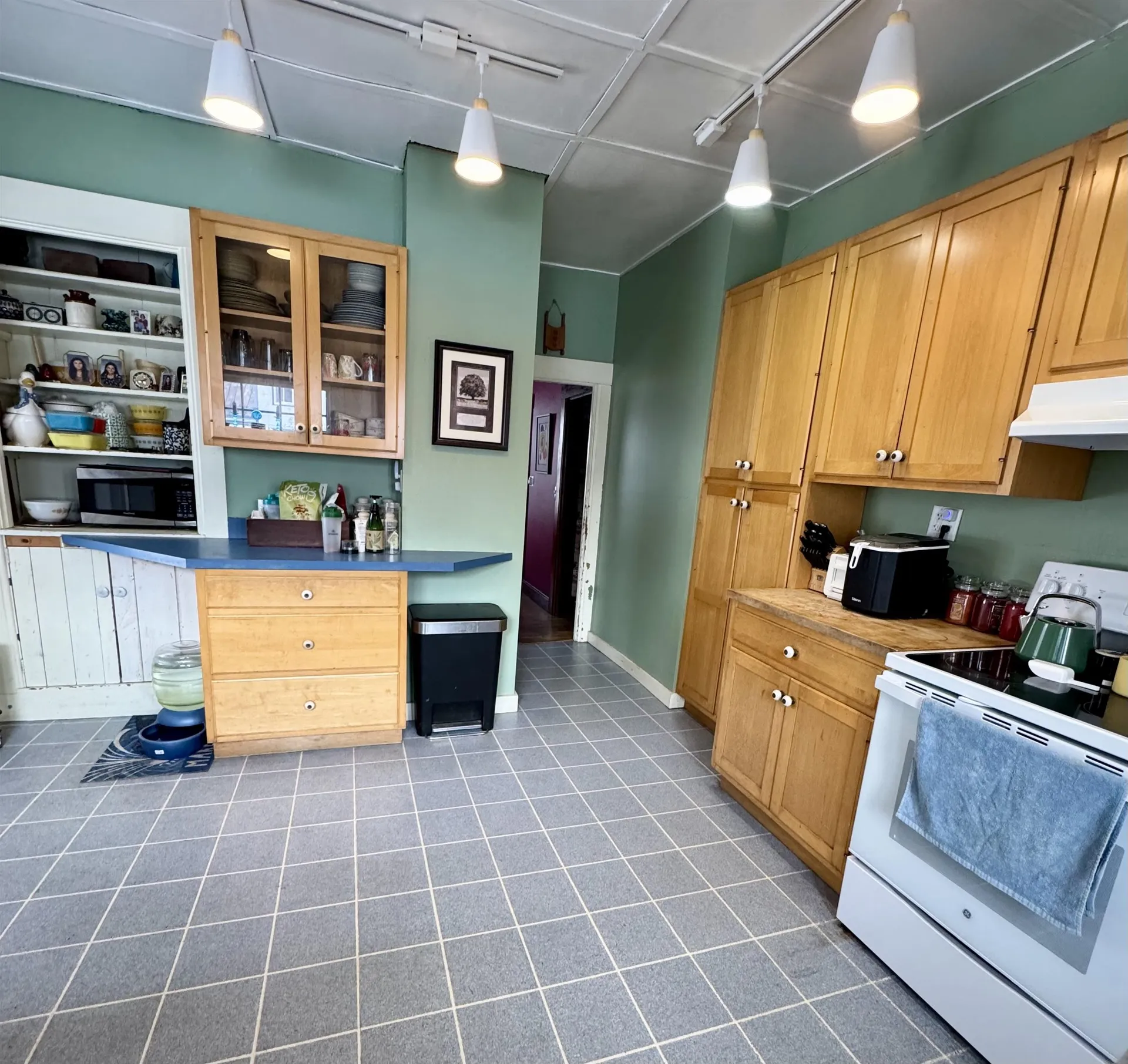 10 Academy Avenue Rockingham VT 05154