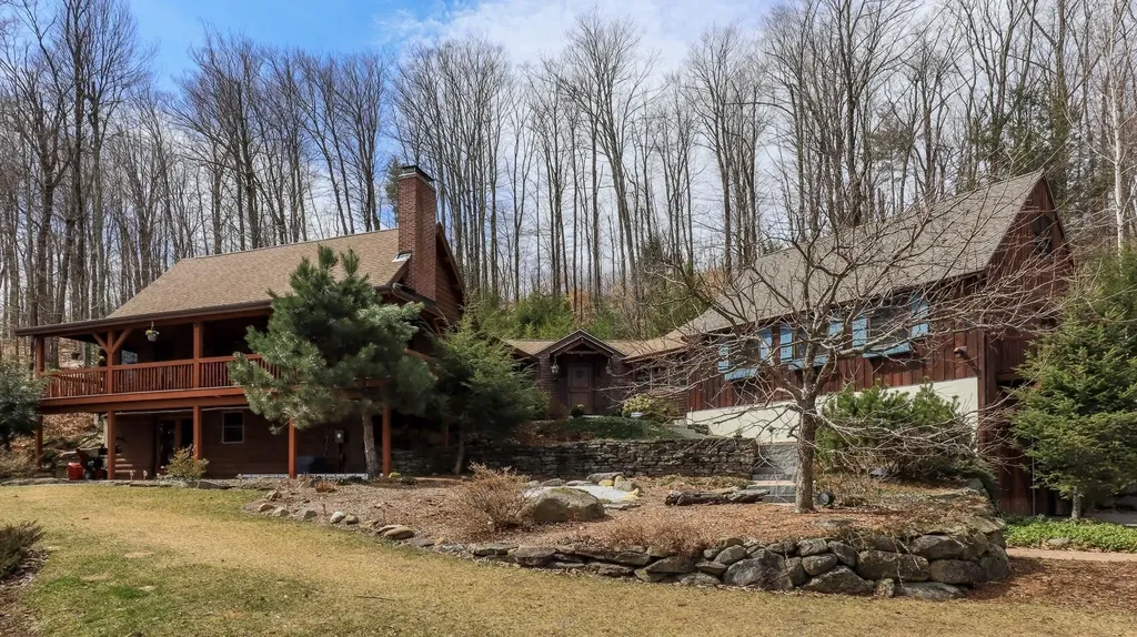 623 Francestown Road New Boston NH 03070