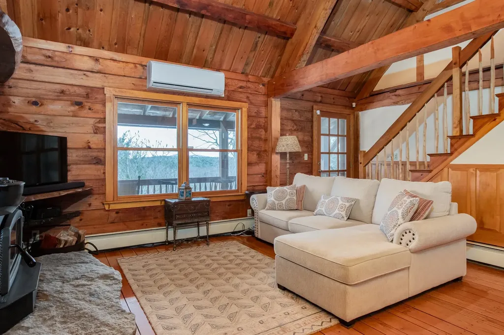 623 Francestown Road New Boston NH 03070