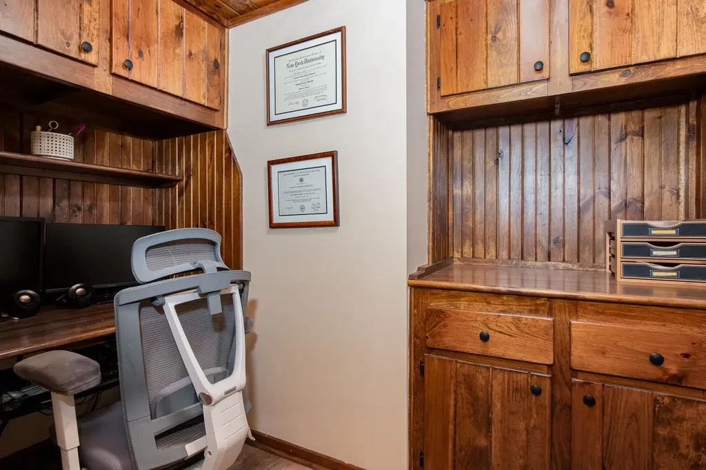 623 Francestown Road New Boston NH 03070