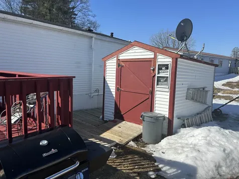 18 Autumn Drive Belmont NH 03220